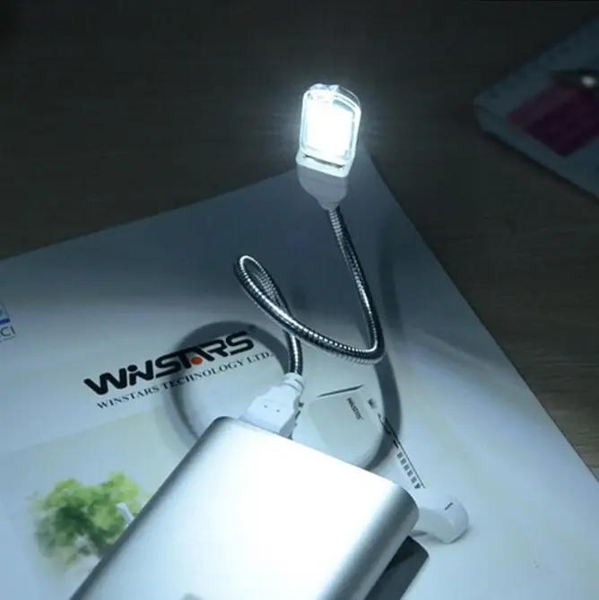 Oto4 3 ledli usb ışık beyaz renk yüksek aydınlarma gücü Oto4 3 ledli usb ışık beyaz renk yüksek aydınlarma gücü
