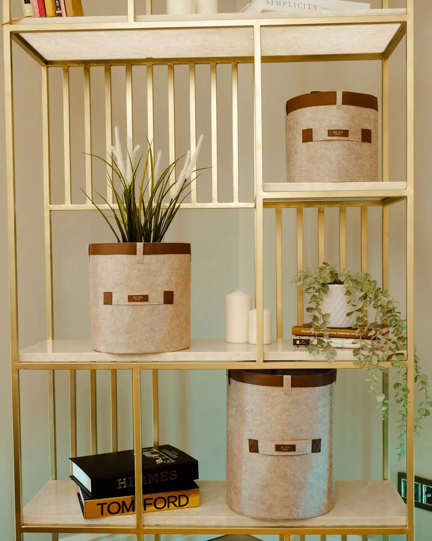 Deri Şeritli Yuvarlak Çok Amaçlı Düzenleyici Organizer Kutu Keçe Sepet (3`lü Set)