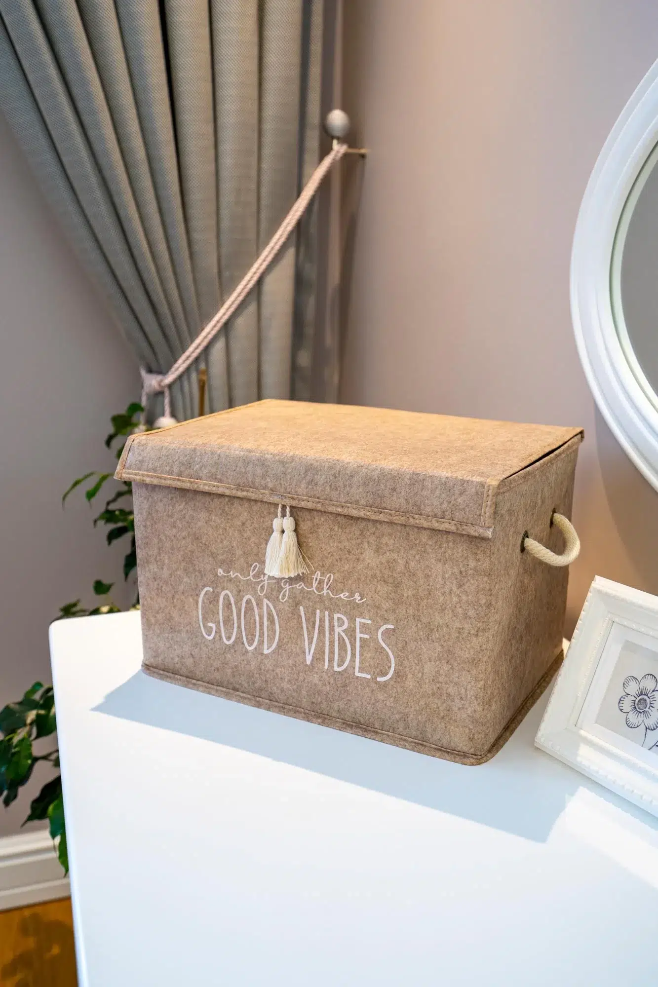 Kapaklı Püskül Detaylı Düzenleyici Çok Amaçlı Organizer Keçe Sepet (mini) - 03495 Kapaklı Püskül Detaylı Düzenleyici Çok Amaçlı Organizer Keçe Sepet (mini) - 03495