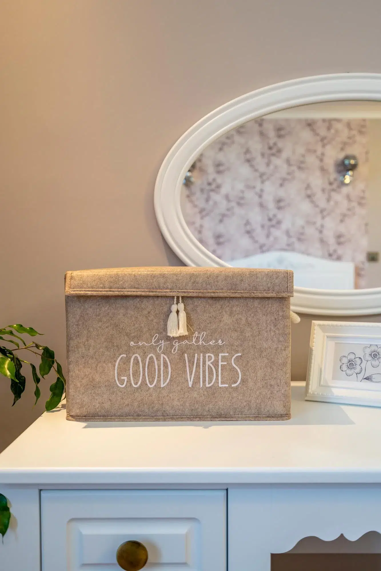 Kapaklı Püskül Detaylı Düzenleyici Çok Amaçlı Organizer Keçe Sepet (mini) - 03495 Kapaklı Püskül Detaylı Düzenleyici Çok Amaçlı Organizer Keçe Sepet (mini) - 03495