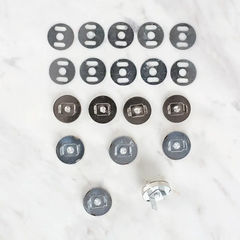 Loren Manyetik Mat Gümüş Metal 5 li Çıt Çıt Set Loren Manyetik Mat Gümüş Metal 5 li Çıt Çıt Set