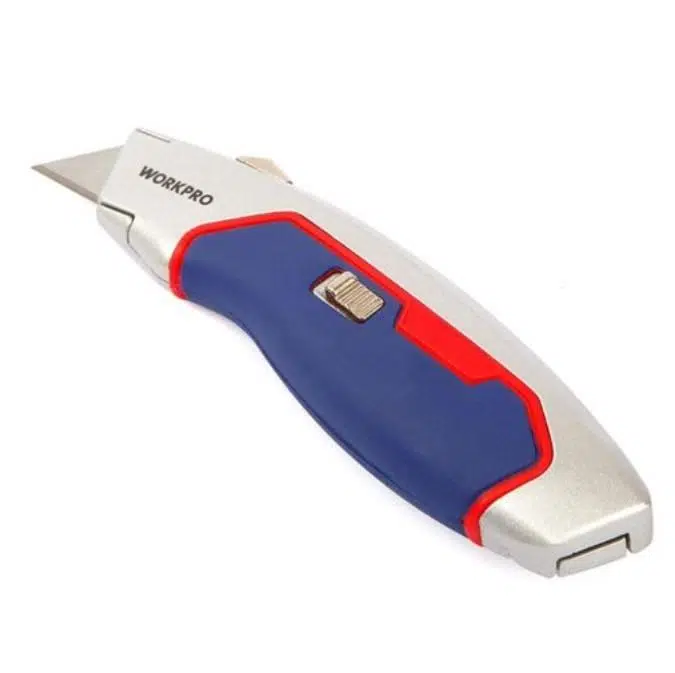 WORKPRO WP213011 Ağır Hizmet Alüminyum Gövde Geri Çekilebilir Rötuş Maket Bıçağı + 3 Adet Yedek Bıçak WORKPRO WP213011 Ağır Hizmet Alüminyum Gövde Geri Çekilebilir Rötuş Maket Bıçağı + 3 Adet Yedek Bıçak