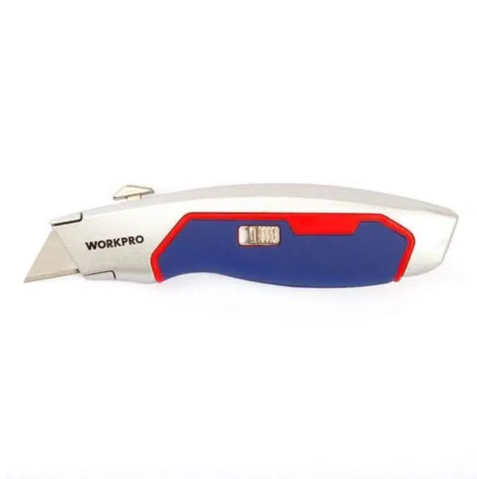 WORKPRO WP213011 Ağır Hizmet Alüminyum Gövde Geri Çekilebilir Rötuş Maket Bıçağı + 3 Adet Yedek Bıçak WORKPRO WP213011 Ağır Hizmet Alüminyum Gövde Geri Çekilebilir Rötuş Maket Bıçağı + 3 Adet Yedek Bıçak