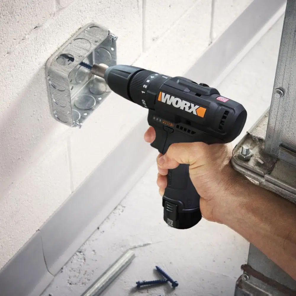 WORX WX121 12Volt/2.0Ah Li-ion Çift Akülü Kömürsüz Profesyonel Şarjlı Darbeli Matkap + 5 Parça Aksesuar WORX WX121 12Volt/2.0Ah Li-ion Çift Akülü Kömürsüz Profesyonel Şarjlı Darbeli Matkap + 5 Parça Aksesuar