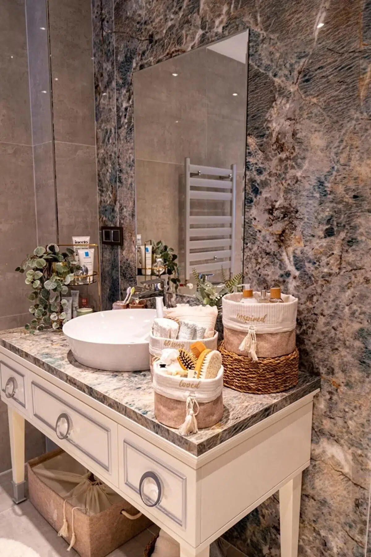 Yuvarlak Katlanabilir Çok Amaçlı Saklama Organizer Kutu Keçe Sepet (mega) - 03389 Yuvarlak Katlanabilir Çok Amaçlı Saklama Organizer Kutu Keçe Sepet (mega) - 03389